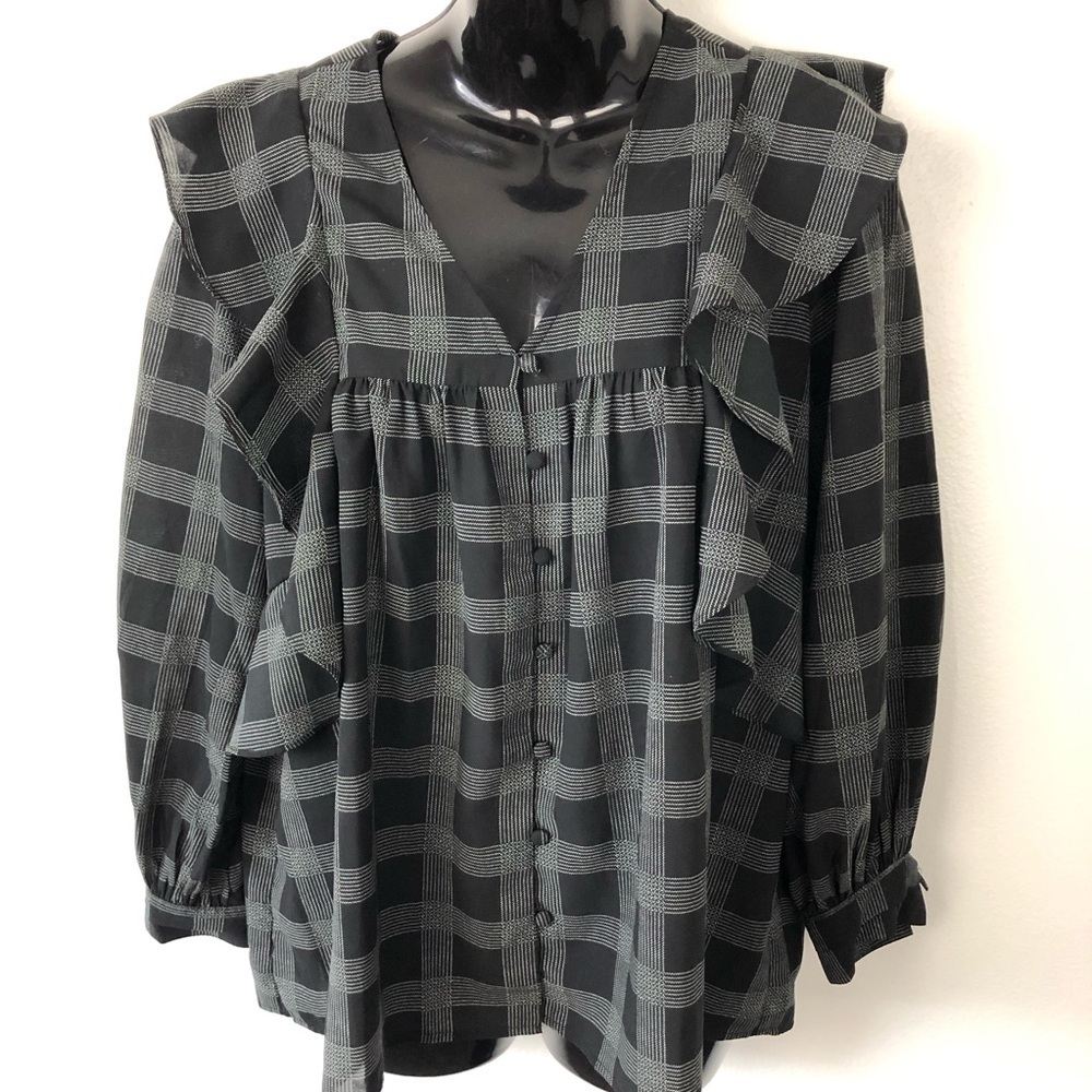 Loft black plaid ruffle front v neck blouse sz small